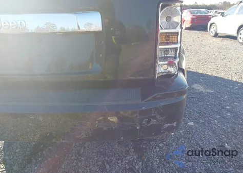 2012 Jeep Liberty Sport z USA, uszkodzony, nr VIN 1C4PJMAK5CN283568